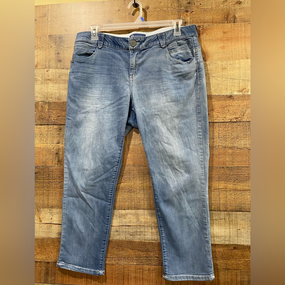 Democracy Absolution Lightwash Straight Cropped J… - image 1